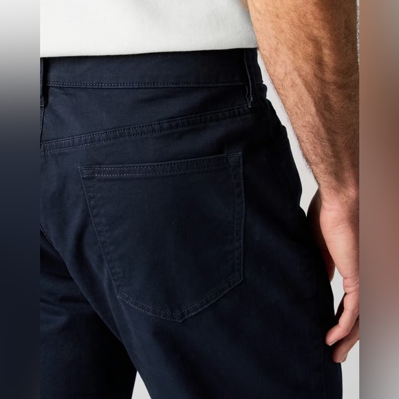 Flint and Tinder Athletic Tapered Pant in Navy - Picture 4 of 7